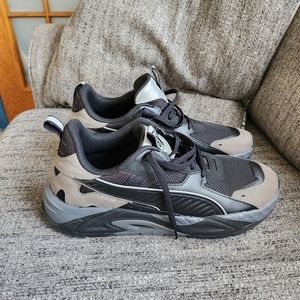 NWOT Puma RS